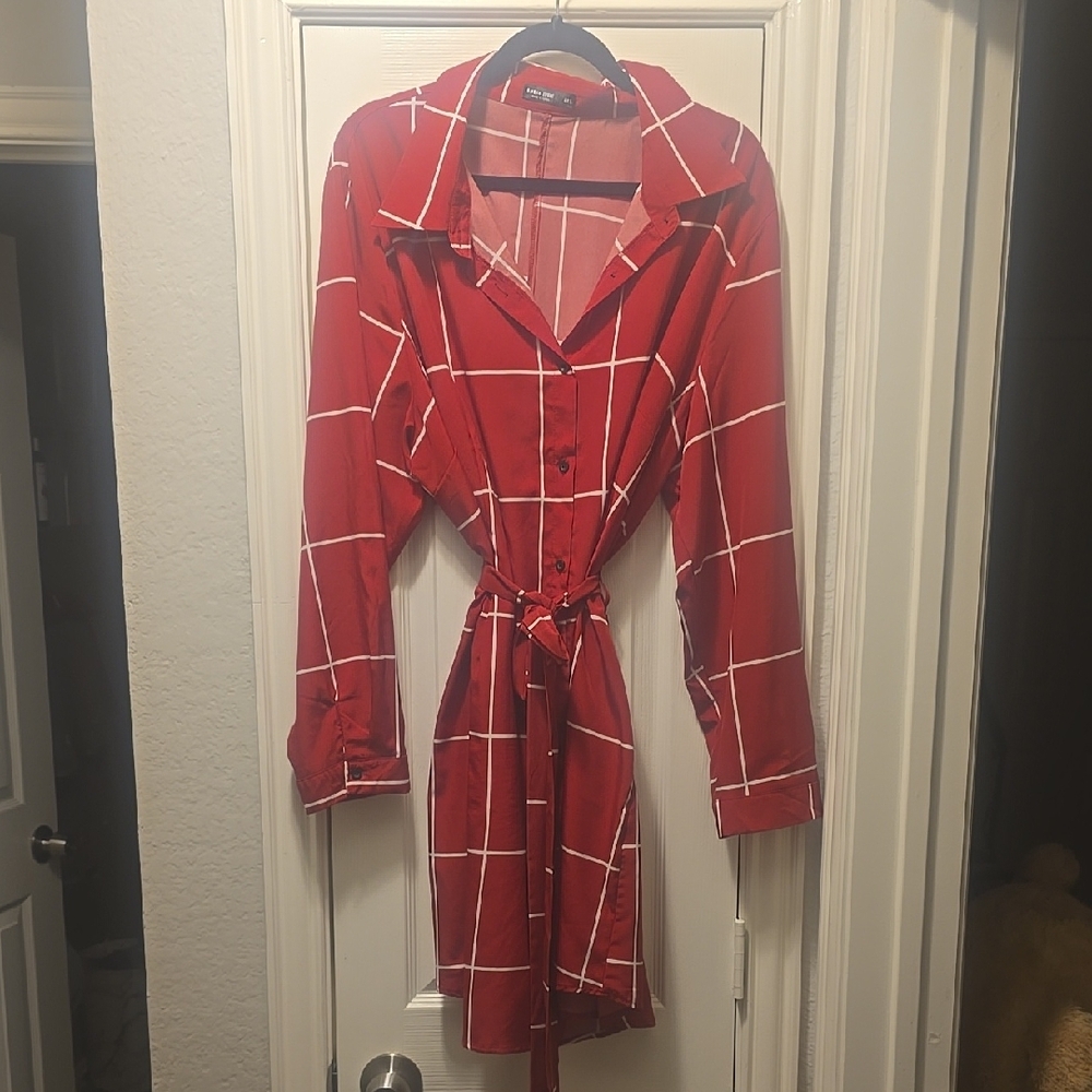 Chic Red Checkered Button-Up Dress